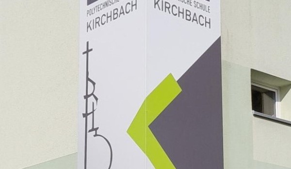 Neues Logo, neuer Glanz – unsere Fassade erstrahlt!